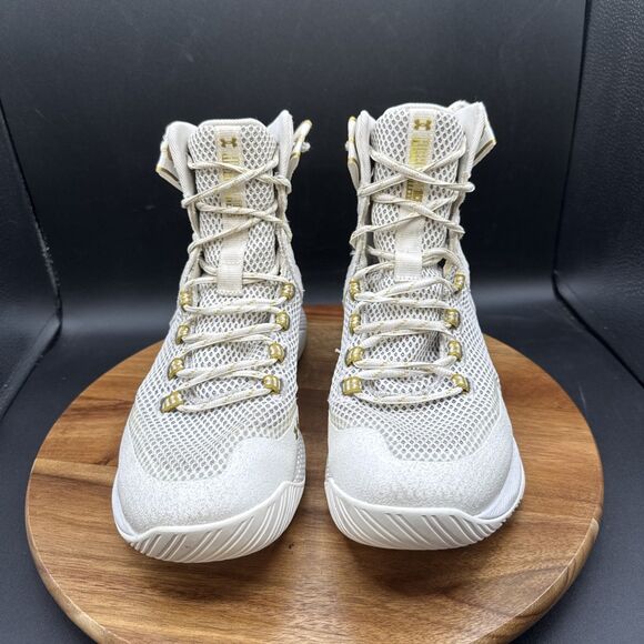 Under Armour Highlight Ace 2.0 Women's Size 9 Volleyball Shoes 3023708-100 - Picture 2 of 8